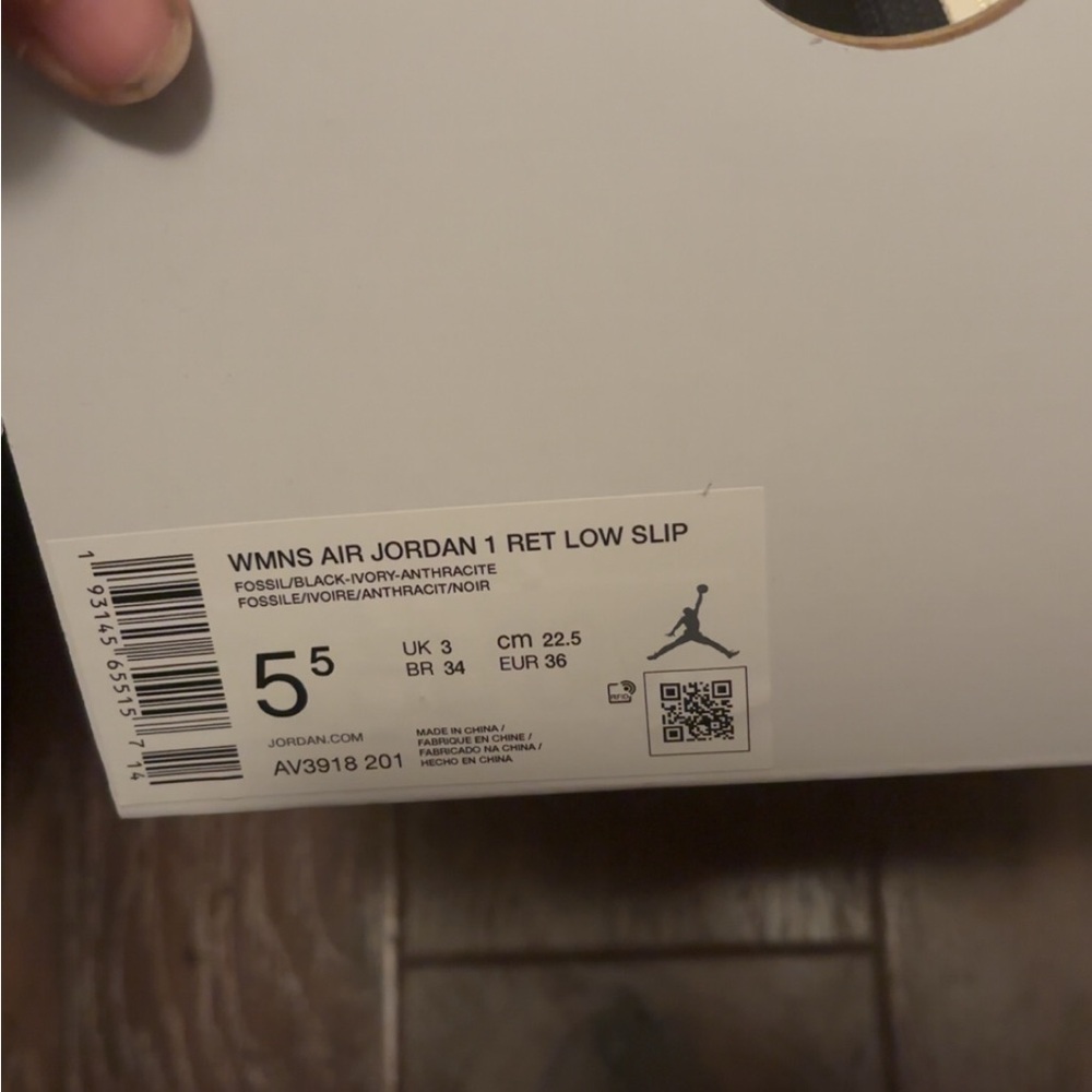 WMNS Air Jordan 1 Retro Low Slip Sneakers